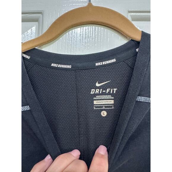 Nike Womens Gray Dri-Fit Sprint Long Sleeves Crew Neck Running Shirt Size Large - Picture 4 of 7